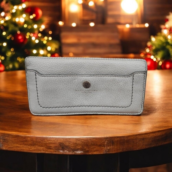 Marc Jacobs Bifold Wallet - Picture 1 of 9